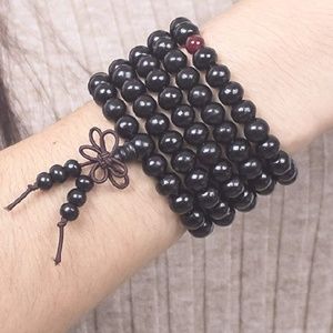 Mala sandalwood beaded bracelet/necklace